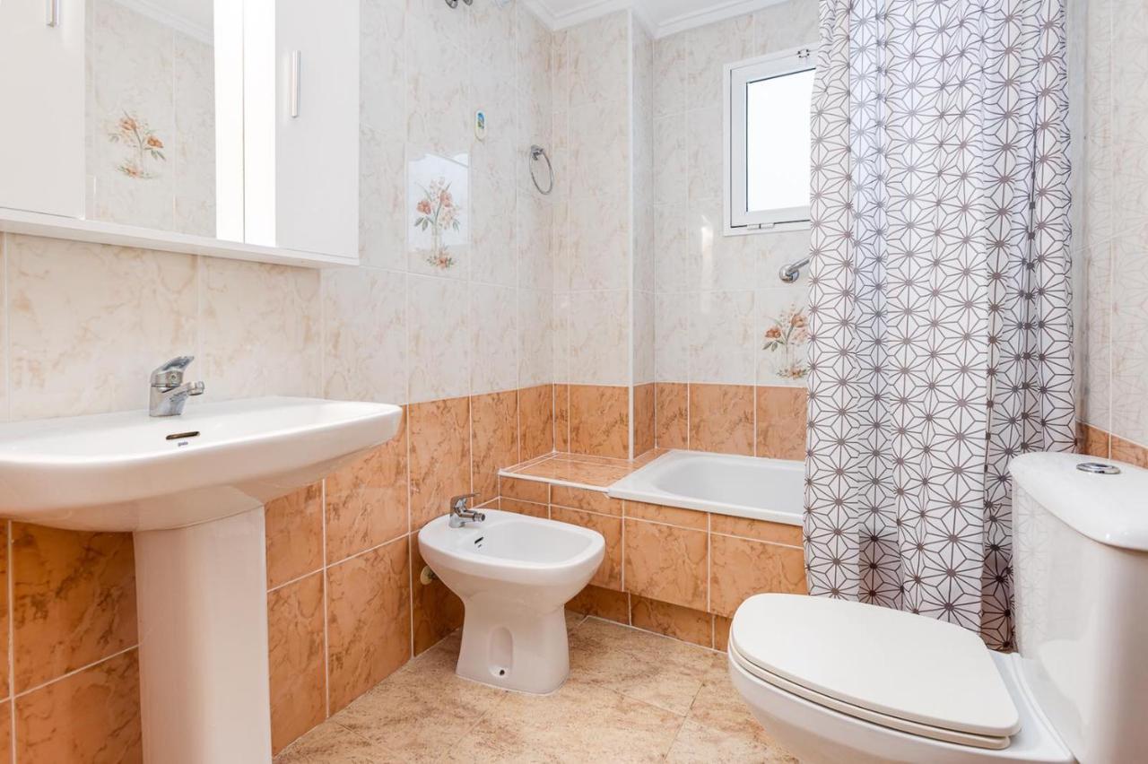 Сomfortable Apartament Caballero De Rodas Torrevieja Exterior photo