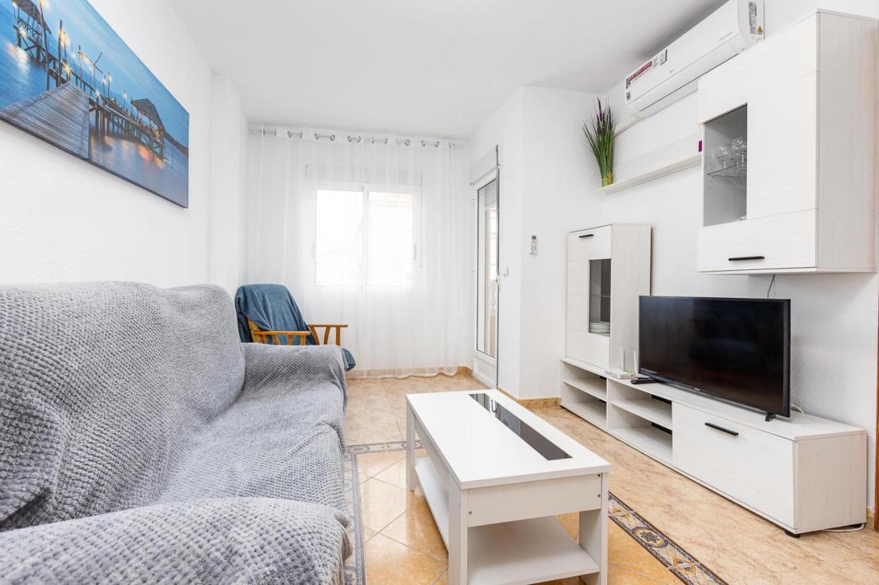 Сomfortable Apartament Caballero De Rodas Torrevieja Exterior photo